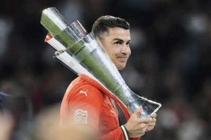 Ronaldo Renews Al Nassr Contract, Ending Transfer Rumors and Cementing Saudi Future