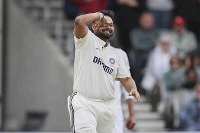 Rishabh Pant celebrates his century against England.