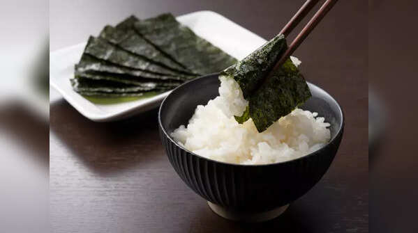Various types of edible seaweed.