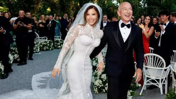 Lauren Sanchez in her custom Dolce & Gabbana wedding gown