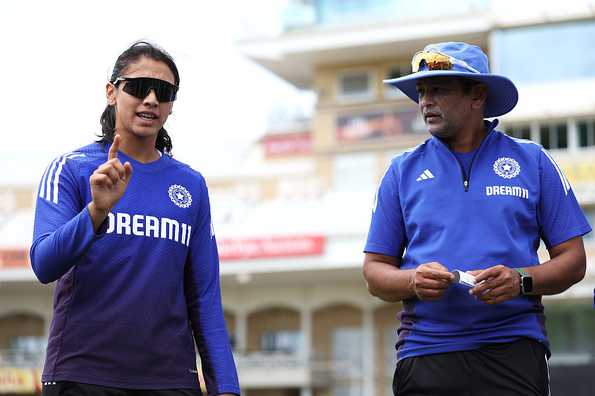 Smriti Mandhana addressing the press in place of Harmanpreet Kaur.