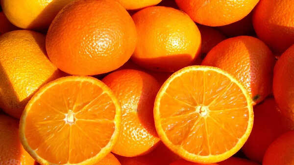 Oranges contain Vitamin C which supports healthy blood vessels in the eyes.