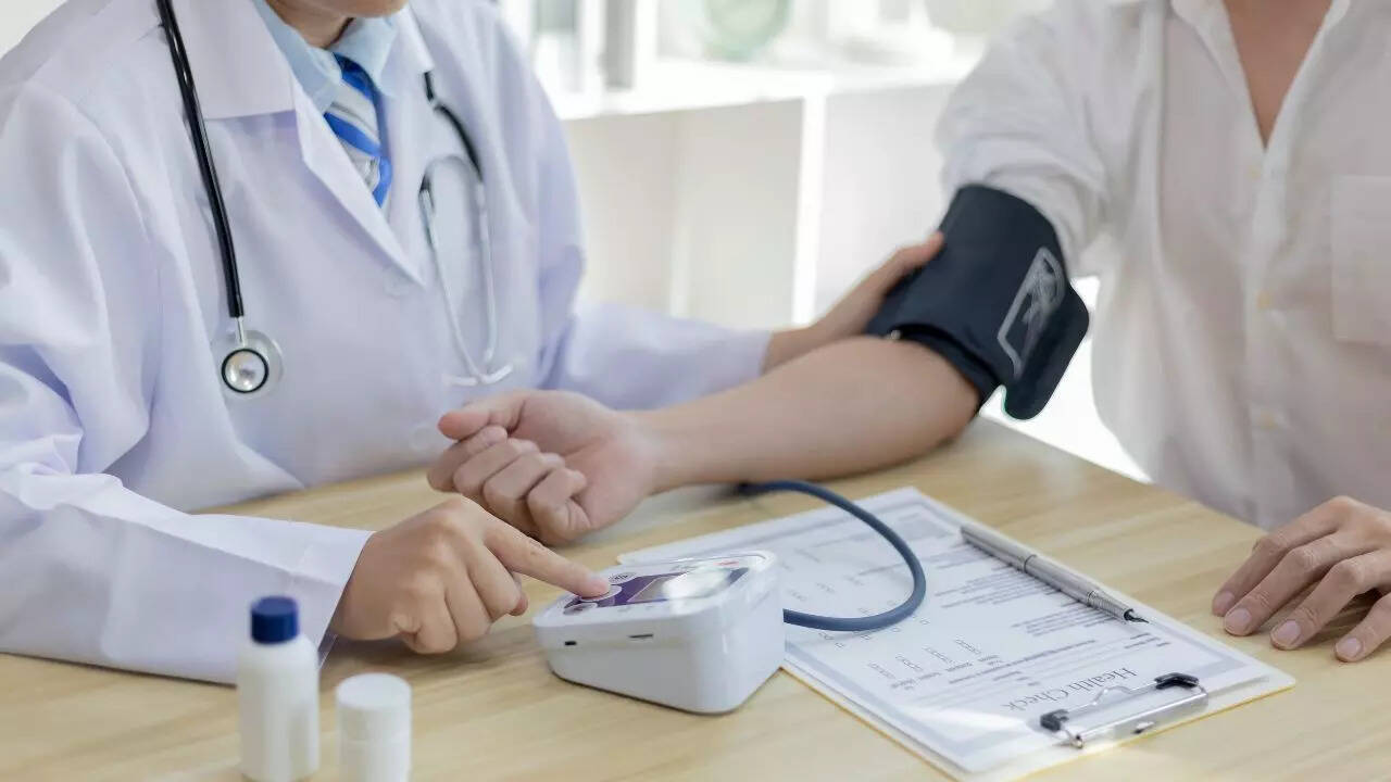 Measuring blood pressure