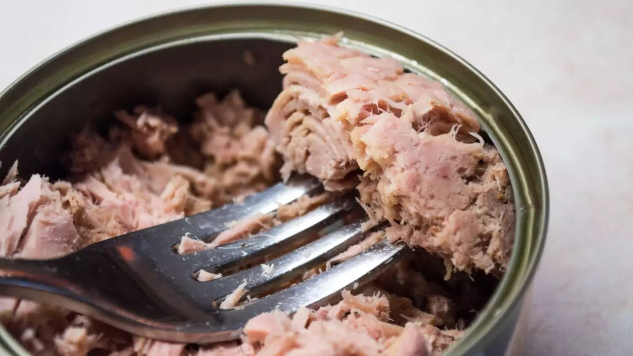 Tuna cans