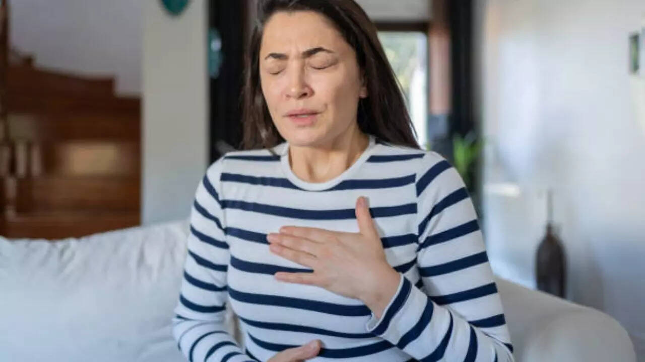 What are the symptoms of heart cancer?